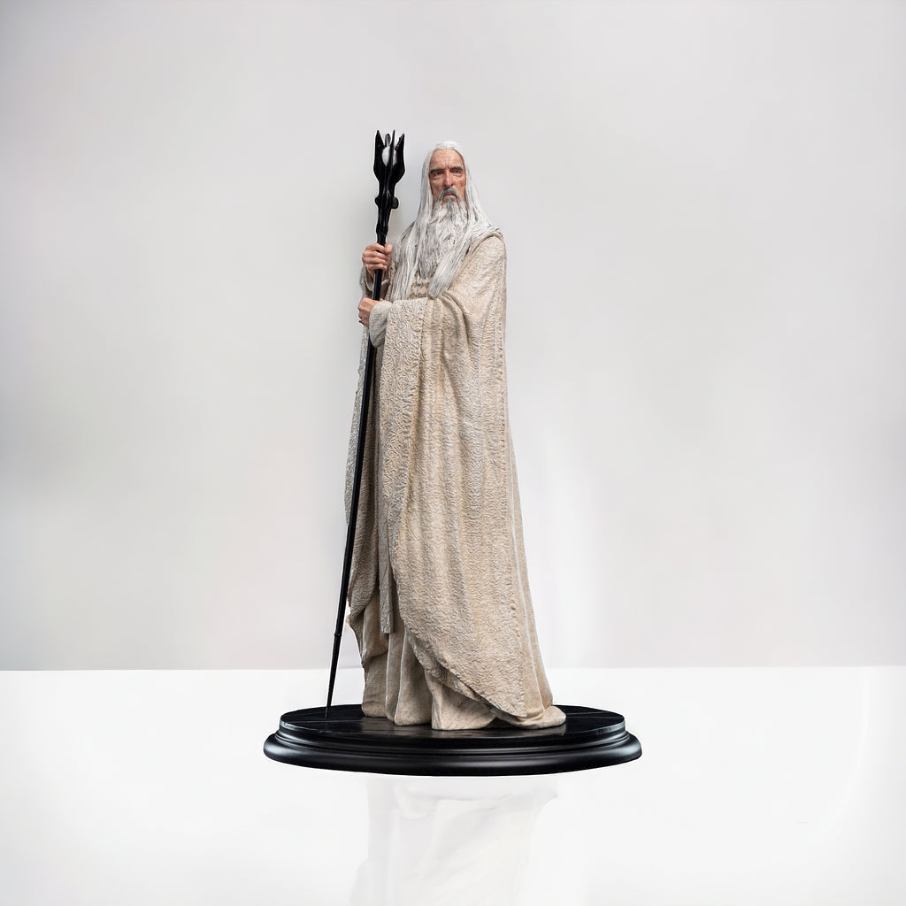 The Il Signore degli Anelli: Statue 1/6 Saruman the White Wizard (Classic Series) 33 cm