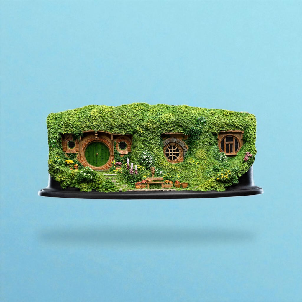 Lord of the Rings: Statue Bag End on the Hill 19 cm